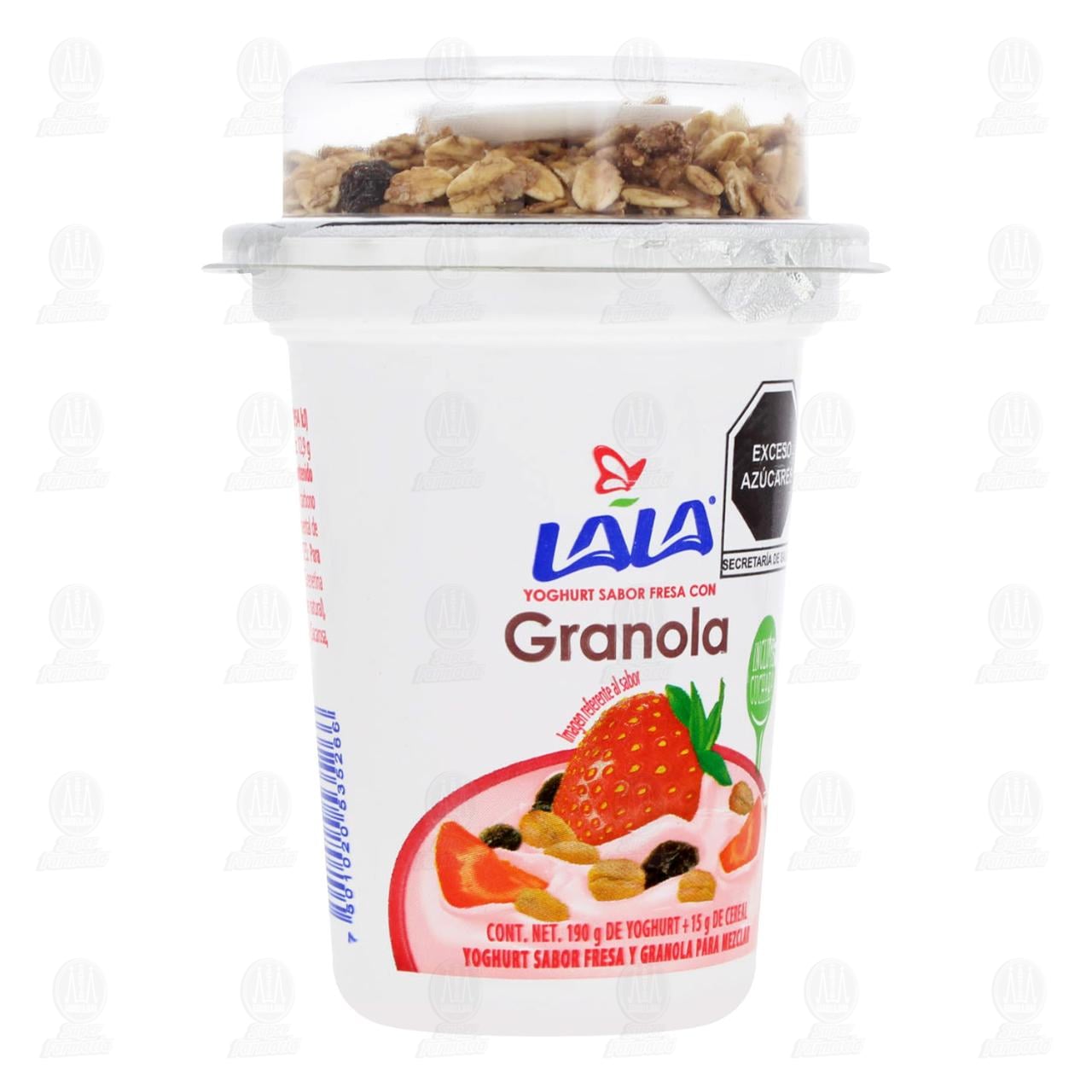 Imagen para Yoghurt sabor a fresa Lala y granola para mezclar. Contiene 190 gramos de yoghurt + 15 gramos de granola.