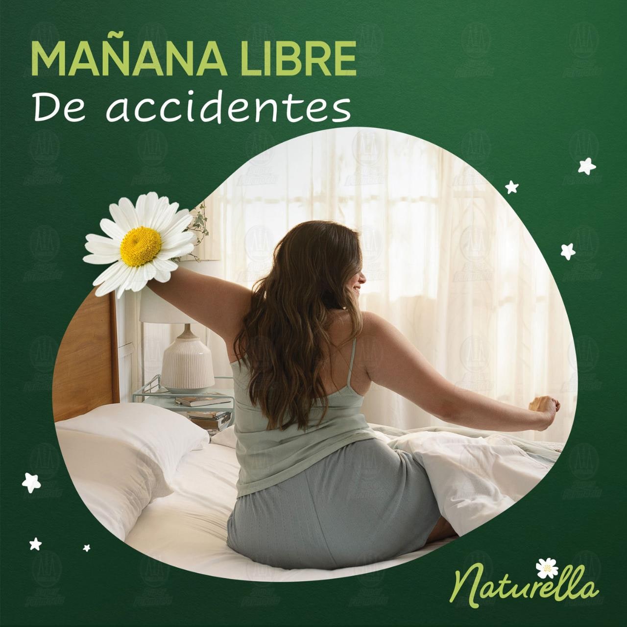 Toallas Femeninas Naturella Nocturna Extra Largas, 14 pzas. image number 2